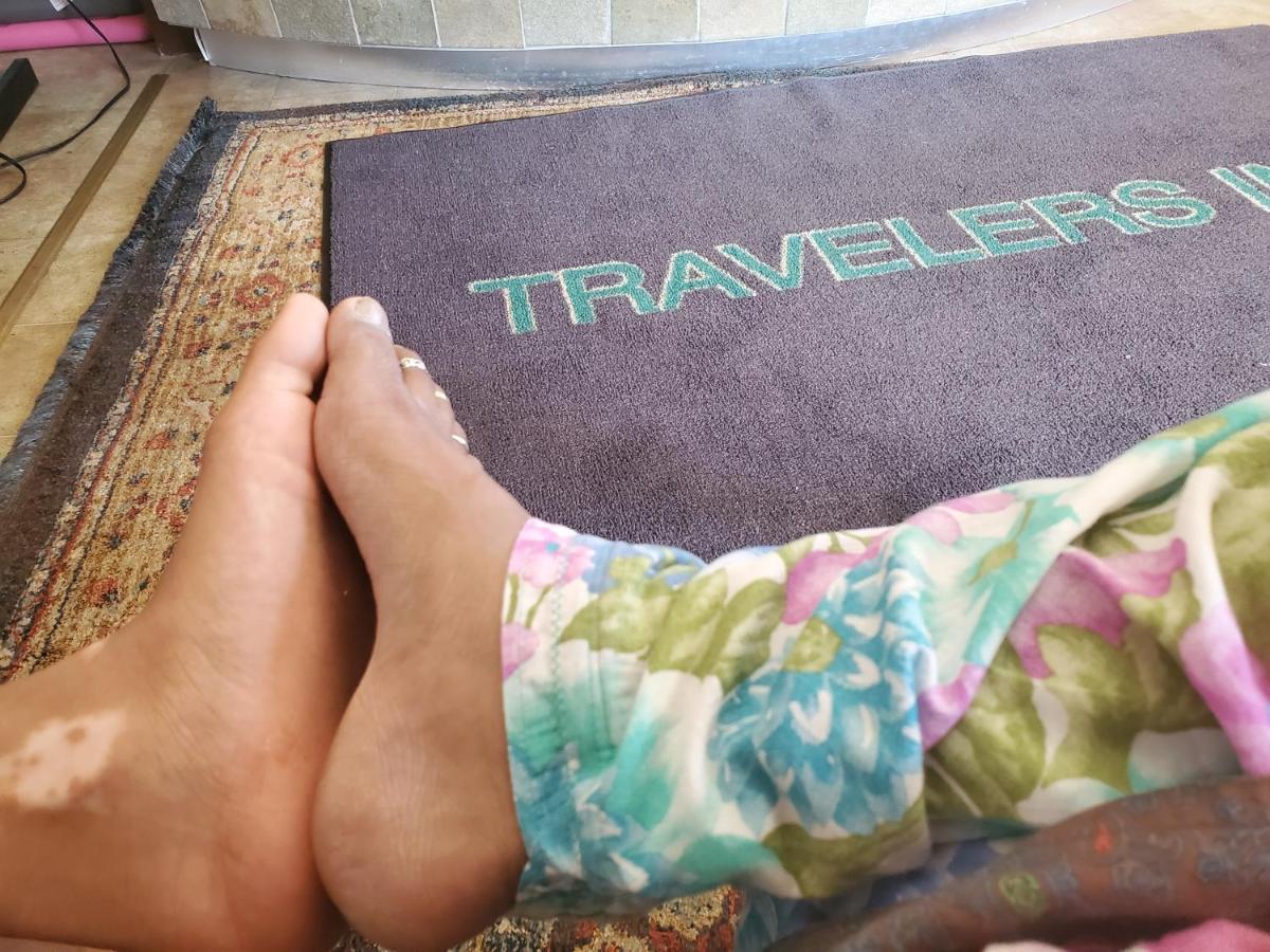 Motel Travelers 2*